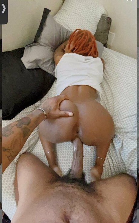 Naken läckt OnlyFans-bild av Zolarmoon
