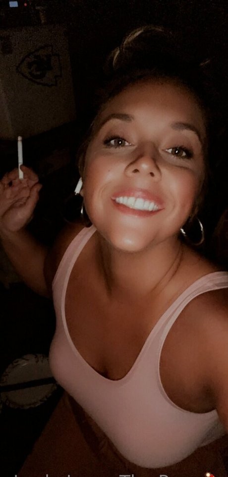 Nahá fotka uniklých OnlyFans od Layla Jones