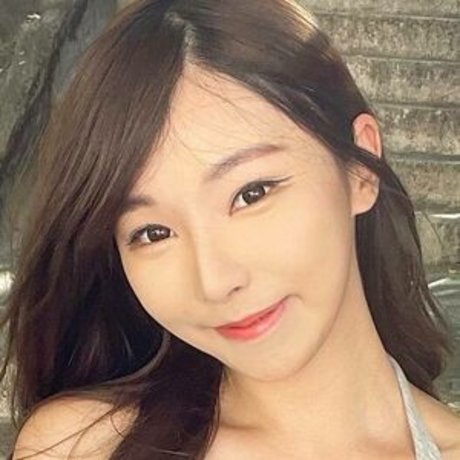 Naken lekkede OnlyFans-bilde av Zoe So