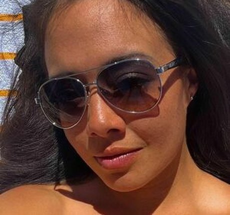 Celine Bizet Ildhusoy OnlyFans 유출 누드 사진