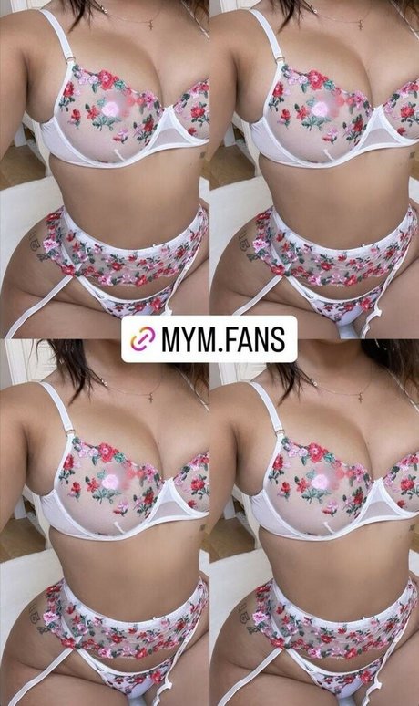 Naken läckt OnlyFans-bild av Loumrcsl