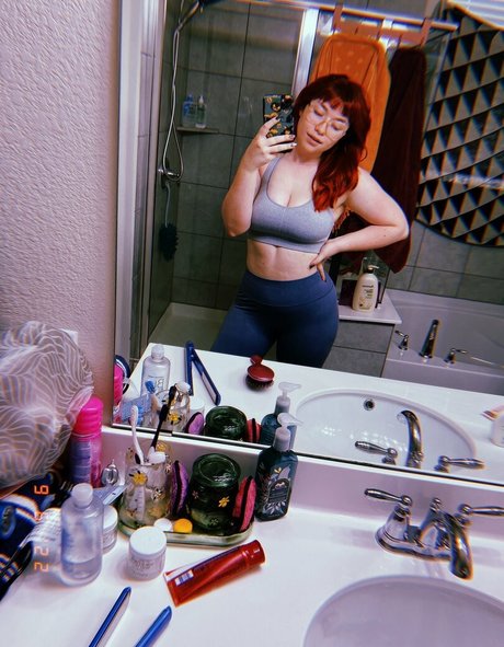 Nahá fotka uniklých OnlyFans od Koolysmiley