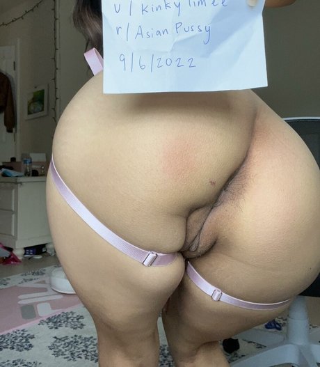 Naken lekkede OnlyFans-bilde av Kinkylimee