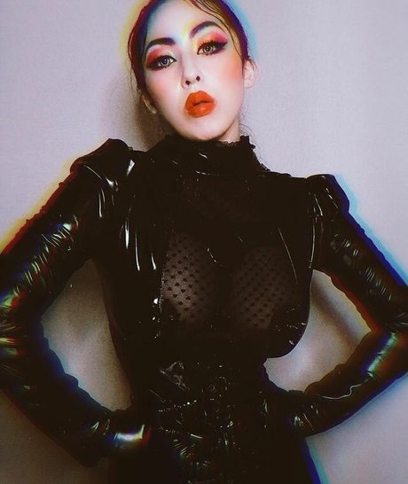 Maika Kamisusaki