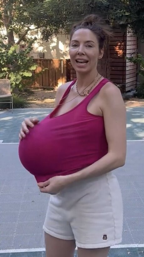 Whitney Cummings