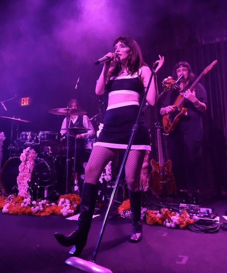 Lauren Mayberry