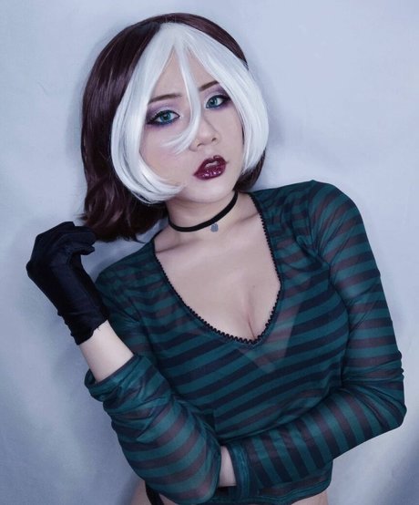 Naken läckt OnlyFans-bild av Katy Kat Cosplay