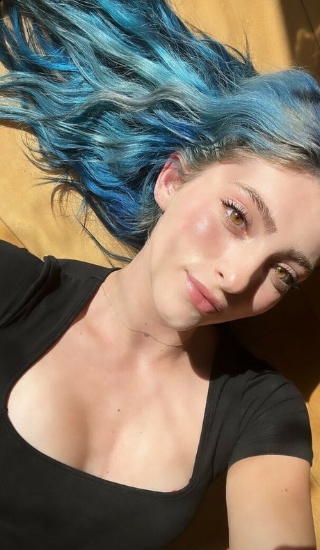 Willow Shields