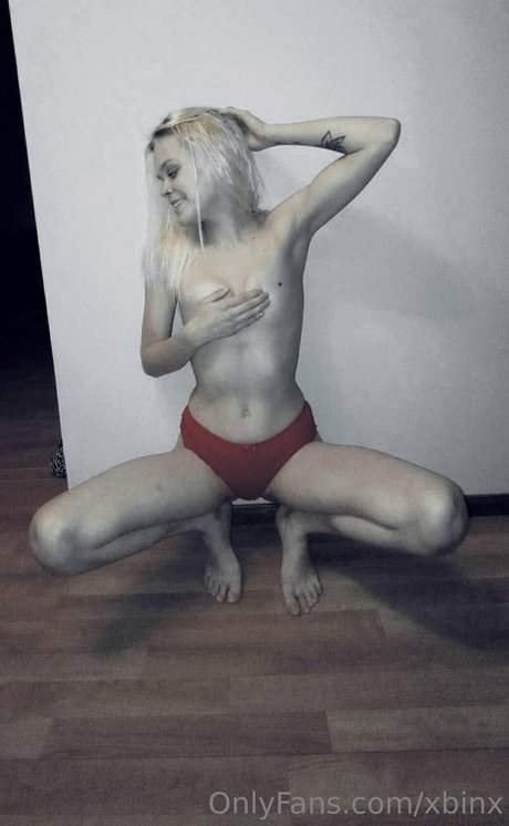 Nahá fotka uniklých OnlyFans od Annika Kuklase