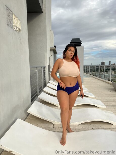 Naken lekkede OnlyFans-bilde av Takeyourgenia