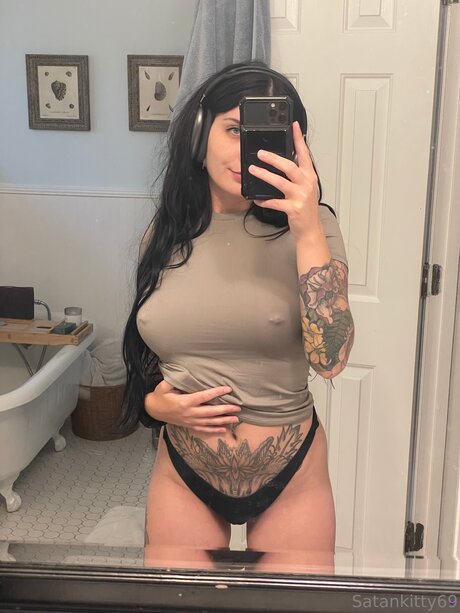 Satankitty69 OnlyFans 유출 누드 사진