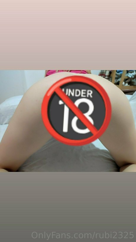 Nahá fotka uniklých OnlyFans od Rubi2325