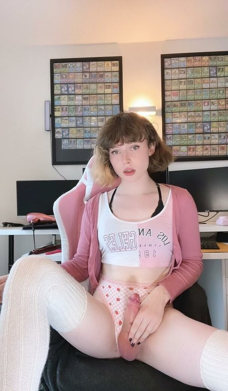 Alasti lekkinud OnlyFans-i pilt Suselida