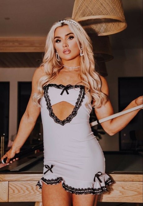Nahá fotka uniklých OnlyFans od Tiffany Stratton