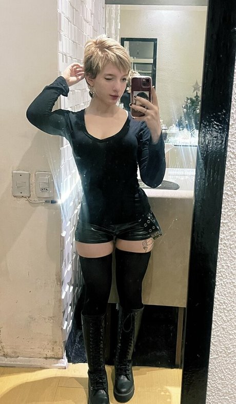 Akemy Sama
