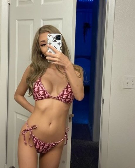 Nahá fotka uniklých OnlyFans od Supcaitlin