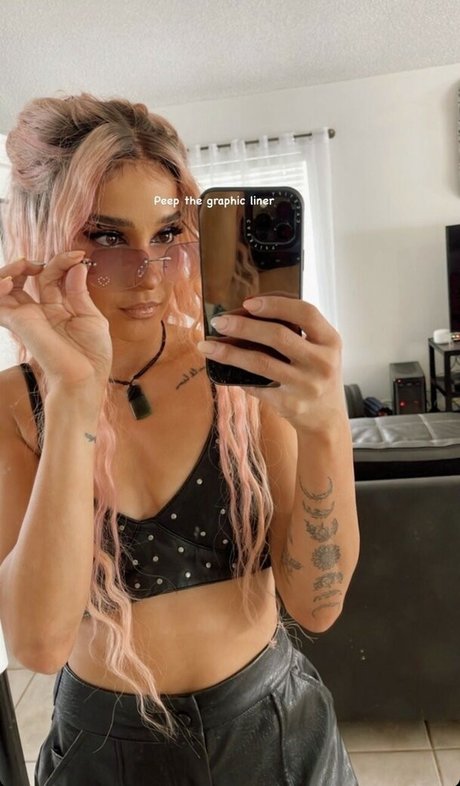 Dakota Kai