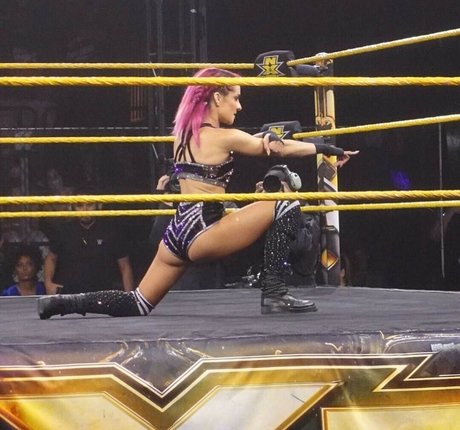 Dakota Kai