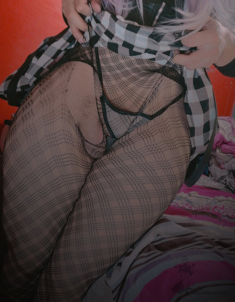 Darkwaifutrap