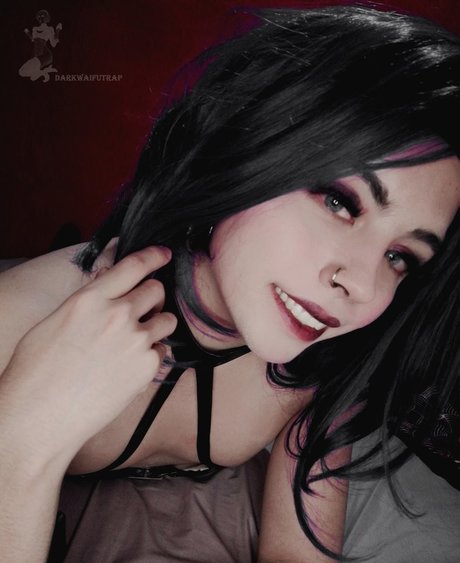 Darkwaifutrap