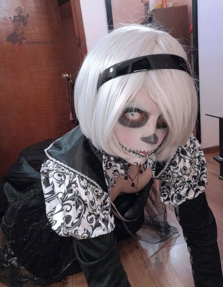 Darkwaifutrap