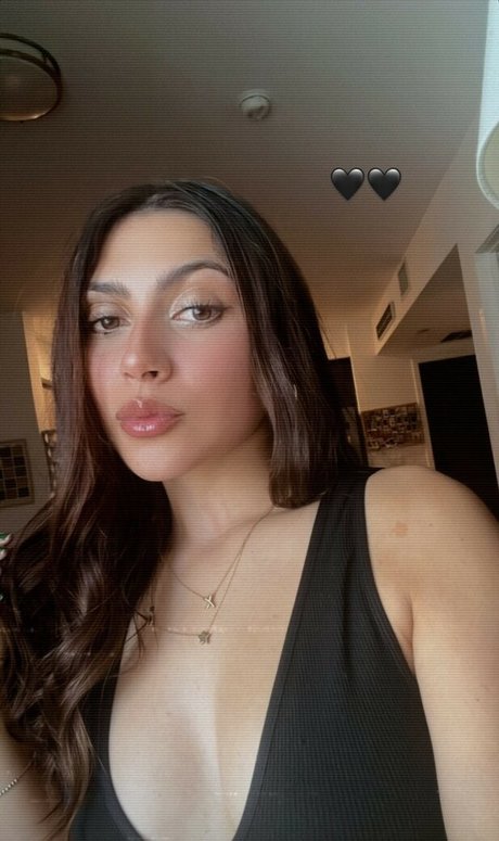 Alasti lekkinud OnlyFans-i pilt Alondra Delgado
