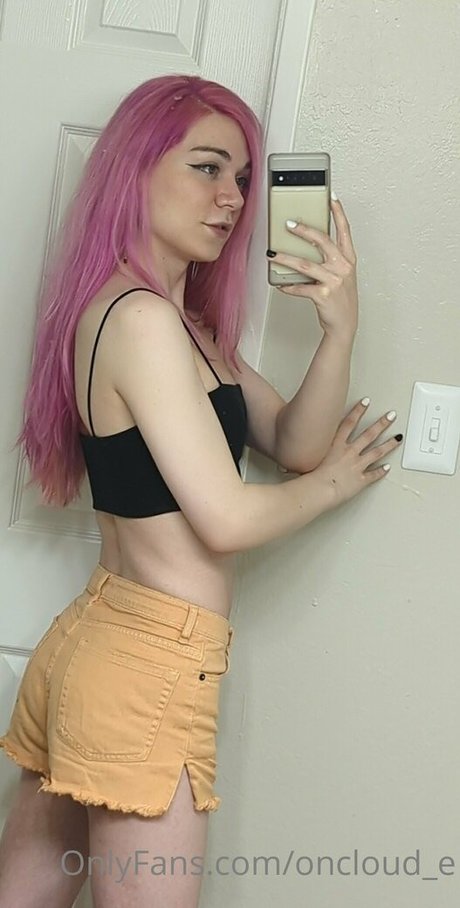 Oncloude OnlyFans 유출 누드 사진
