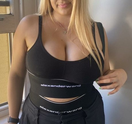 Nahá fotka uniklých OnlyFans od Matilda