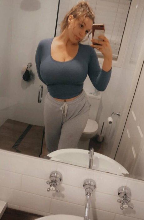Alida Moya