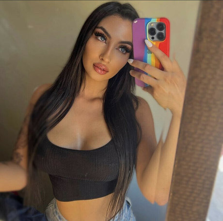 Foto di nudo di fuga di OnlyFans di Michelle Constanza