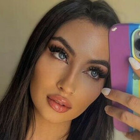 Michelle Constanza