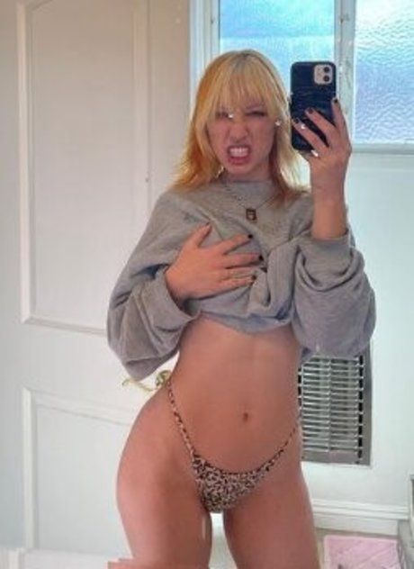 Cami Petyn