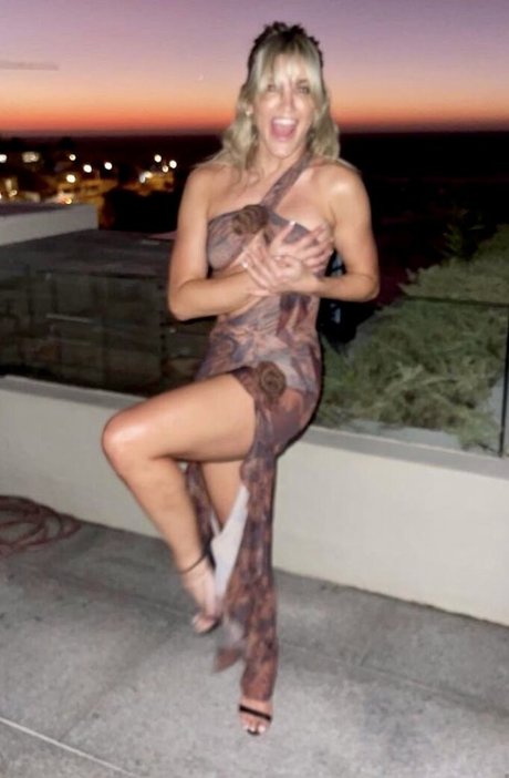 Nagie wyciekłe zdjęcie OnlyFans od Ashley Roberts