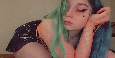 Naken lekkede OnlyFans-bilde av Spookybaby777