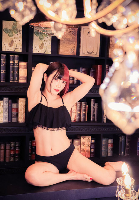 Nahá fotka uniklých OnlyFans od Maki Itoh