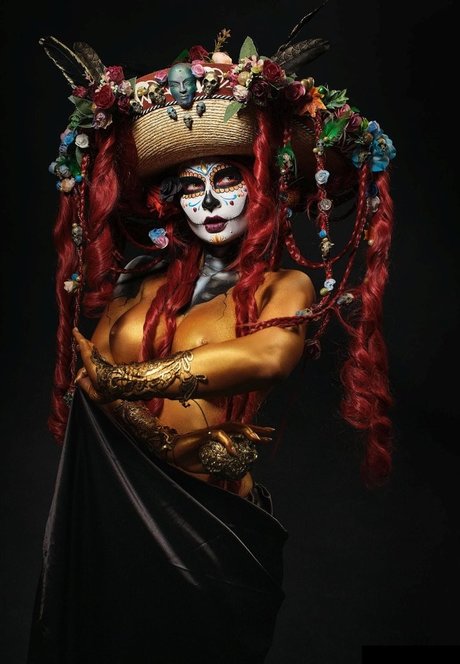Jannet In Cosplay