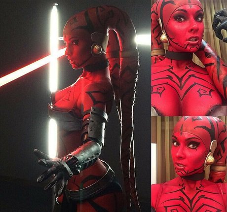 Jannet In Cosplay