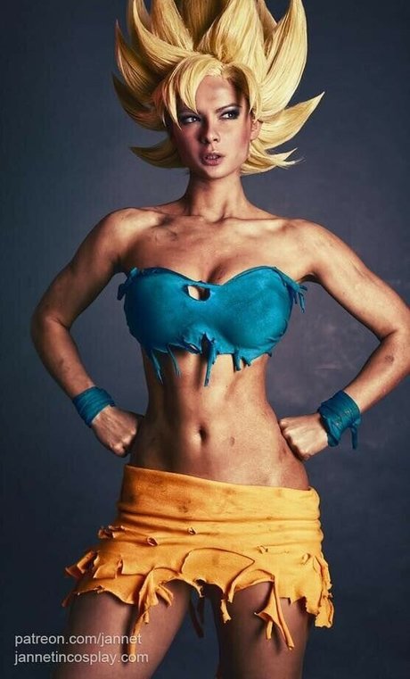 Jannet In Cosplay