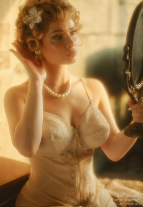 Jannet In Cosplay