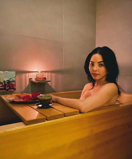 Anna Akana