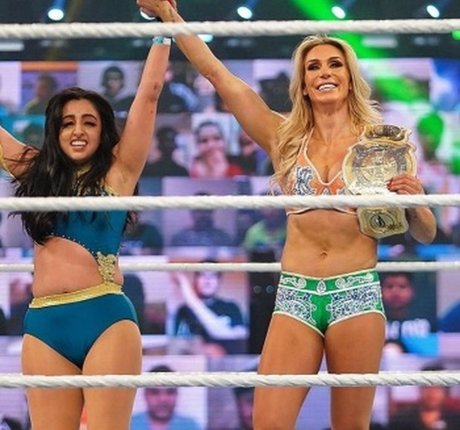 Charlotte Flair