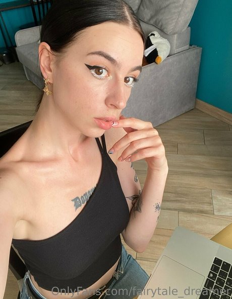 Nahá fotka uniklých OnlyFans od Fairytaledreamer