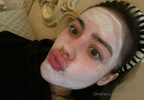 Nahá fotka uniklých OnlyFans od Eva Torrid