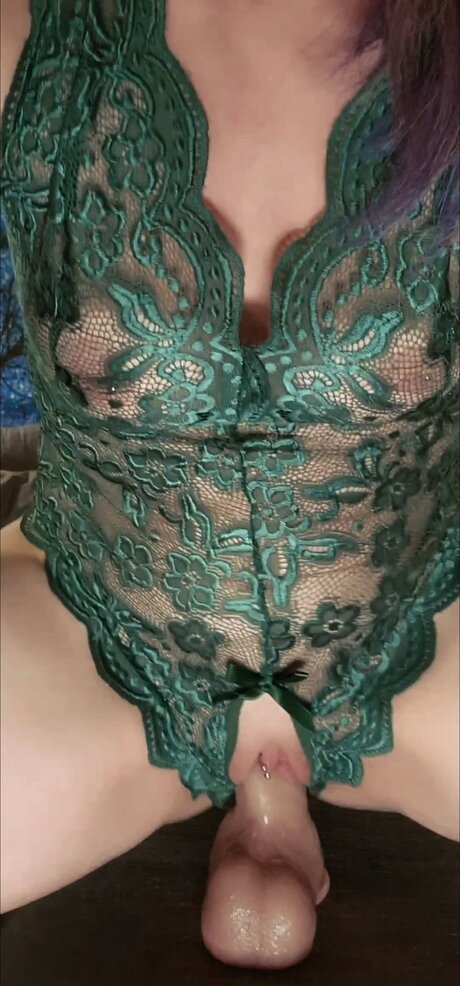 Naakte gelekte OnlyFans-foto van Pixelated Punk