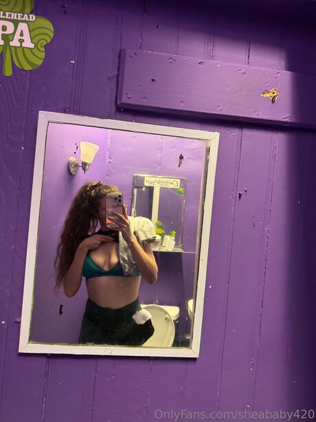 Naken läckt OnlyFans-bild av Sheababy420
