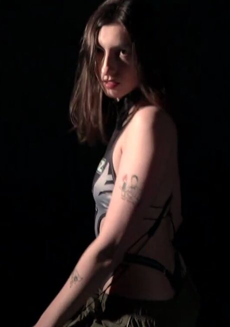Nagie wyciekłe zdjęcie OnlyFans od Aloona Larionova