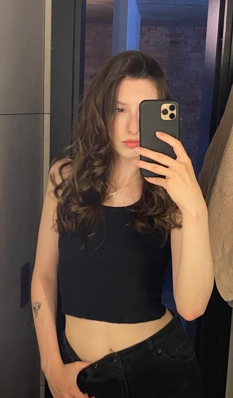 Nacktes geleaktes OnlyFans-Foto von Aloona Larionova