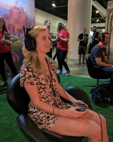 Elyse Willems