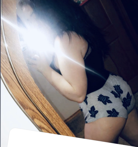 Naken lekkede OnlyFans-bilde av Idkkat95
