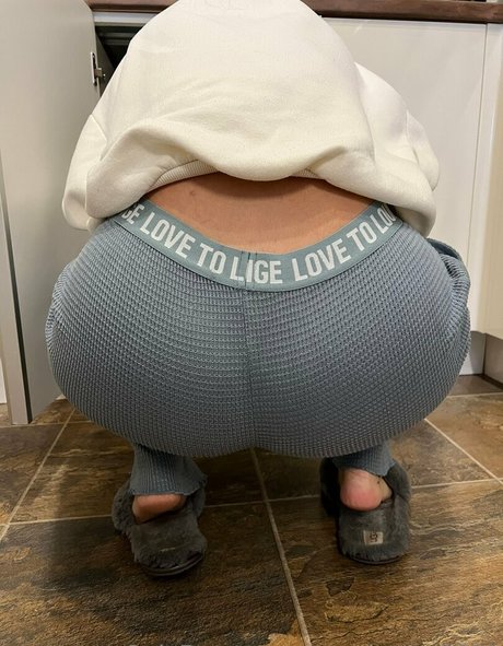 Curvykatie1991